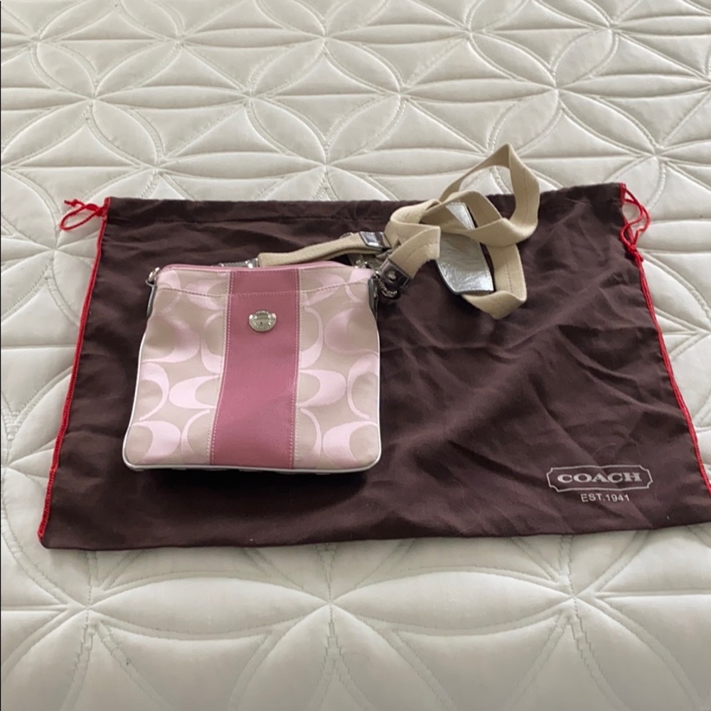 Coach Swingpack in Pink/lilac